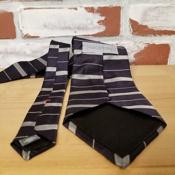 Halston Men's Silk Neck Tie Navy Silver - Picture 3 of 6